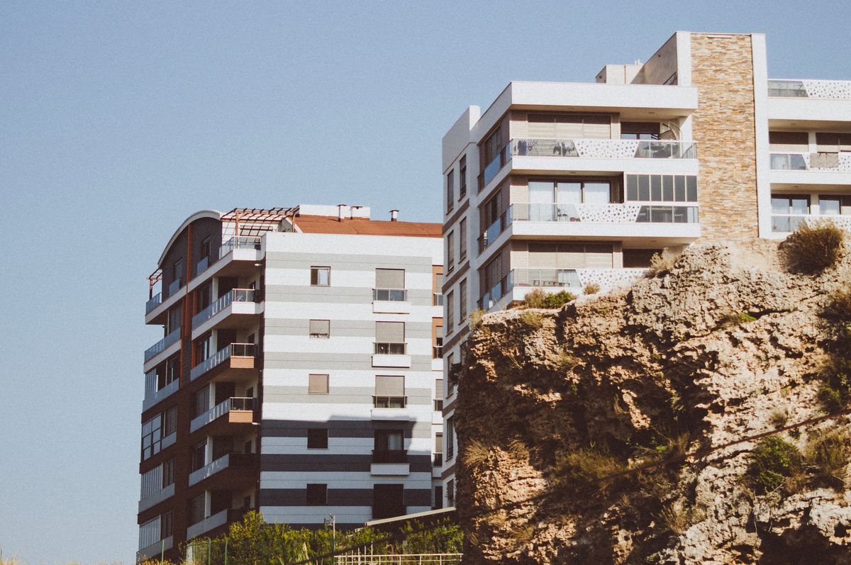 Ümraniye modern apartman dış cephesi
